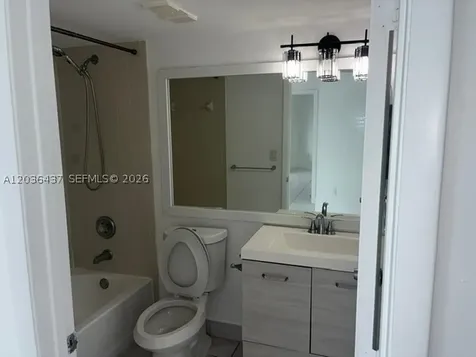 15545 N Miami Lakeway N Miami Lakes FL 33014