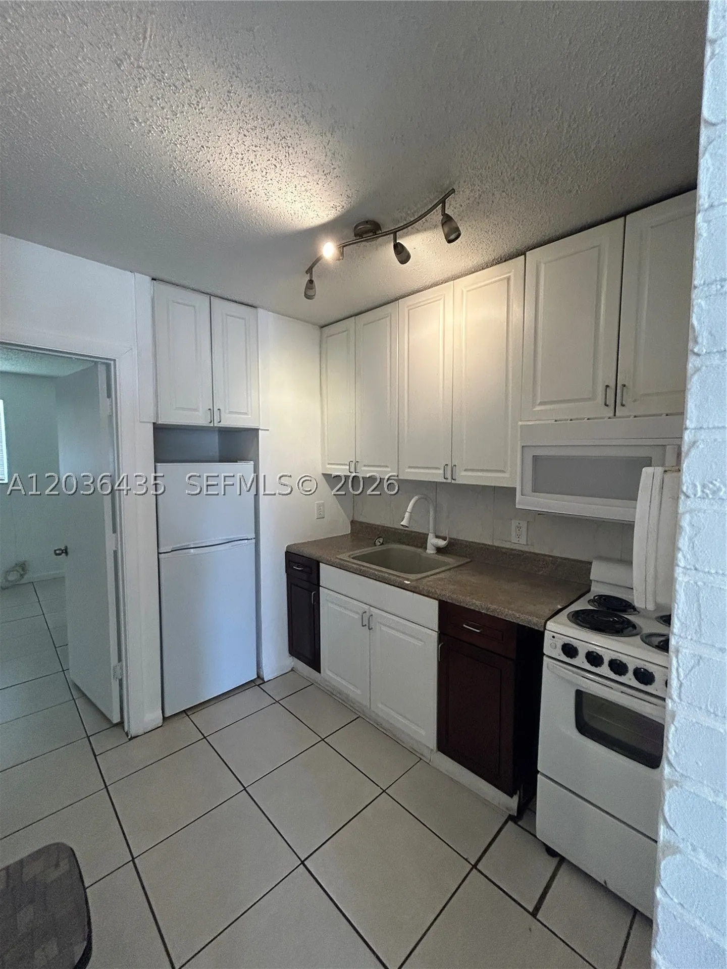 1045 N Andrews Avenue Fort Lauderdale FL 33311
