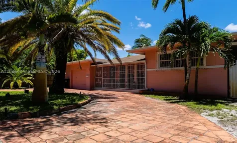 315 NW 124th Street North Miami FL 33168
