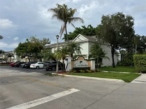 77 Simonton Creek Weston FL 33326