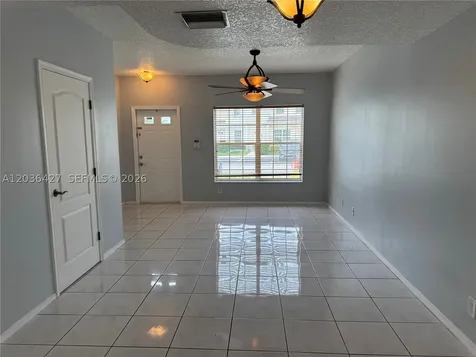 77 Simonton Creek Weston FL 33326