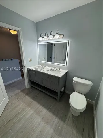 77 Simonton Creek Weston FL 33326