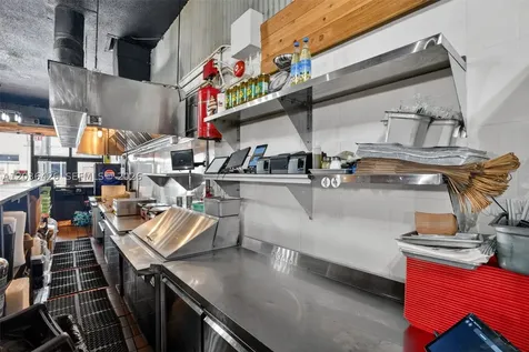 Highly Rated And Turnkey Lebanese Street Food Restaurant In Miami Beach Miami Beach FL 33141