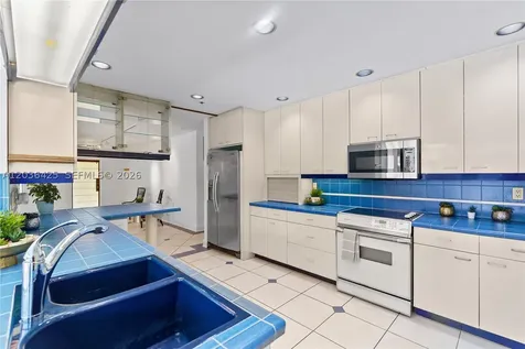 15200 SW 88th Avenue Palmetto Bay FL 33157