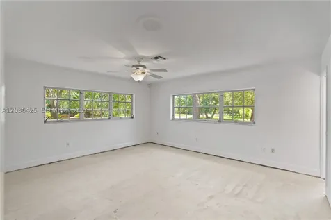 15200 SW 88th Avenue Palmetto Bay FL 33157