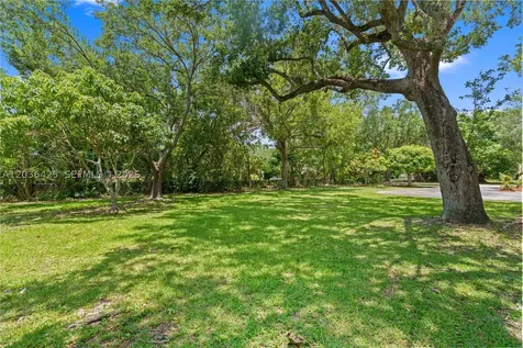 15200 SW 88th Avenue Palmetto Bay FL 33157