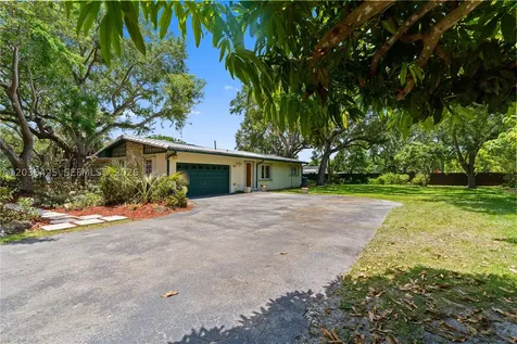 15200 SW 88th Avenue Palmetto Bay FL 33157