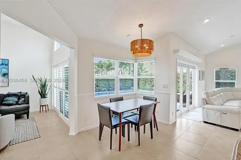 2863 E Abiaca Circle Davie FL 33328