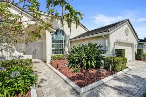 2863 E Abiaca Circle Davie FL 33328