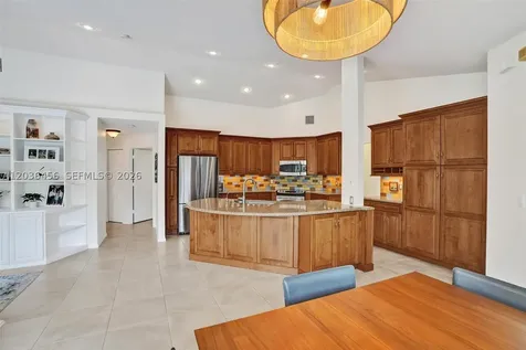 2863 E Abiaca Circle Davie FL 33328