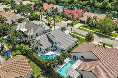 2863 E Abiaca Circle Davie FL 33328