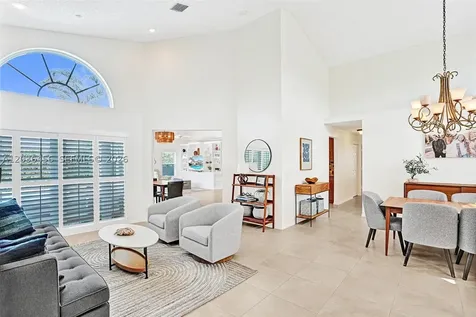2863 E Abiaca Circle Davie FL 33328