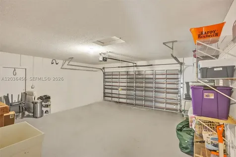 2863 E Abiaca Circle Davie FL 33328