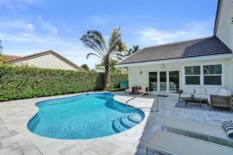 2863 E Abiaca Circle Davie FL 33328