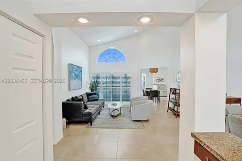 2863 E Abiaca Circle Davie FL 33328
