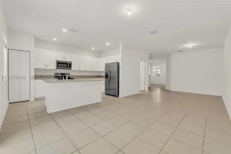 2683 SE 12th Street Homestead FL 33035