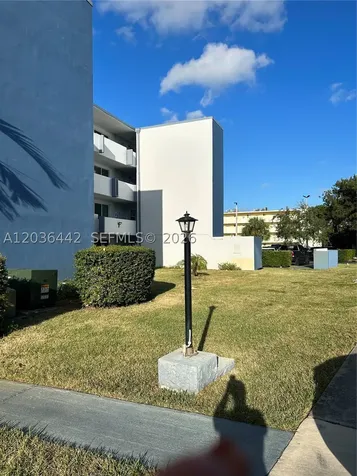 1101 NE 191st Street Miami FL 33179