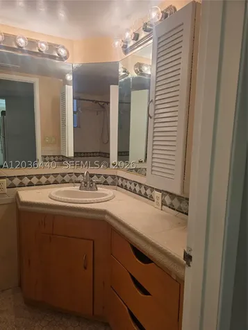 1304 NE 191st Street Miami FL 33179