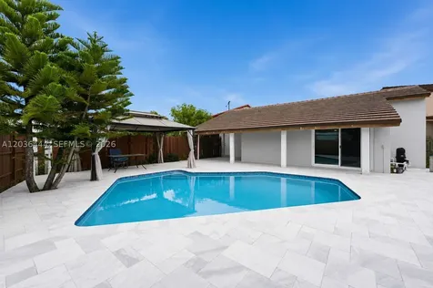 13263 SW 9th Terrace Miami FL 33184