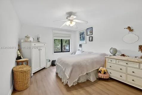 16711 SW 14th Street Pembroke Pines FL 33027