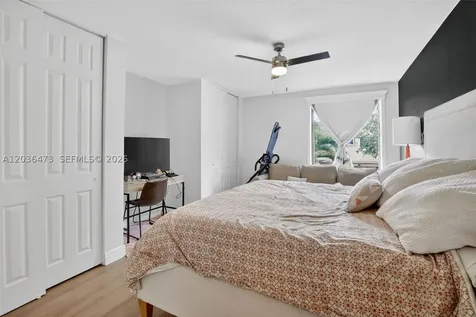 16711 SW 14th Street Pembroke Pines FL 33027
