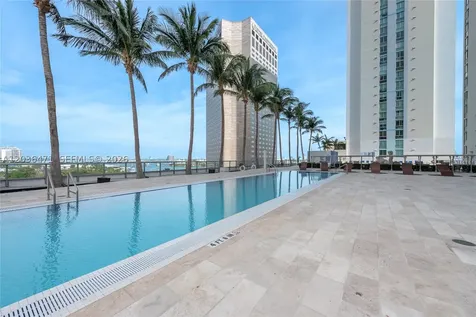 335 S Biscayne Boulevard Miami FL 33131