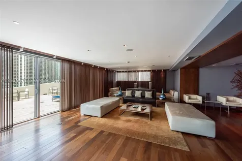 335 S Biscayne Boulevard Miami FL 33131