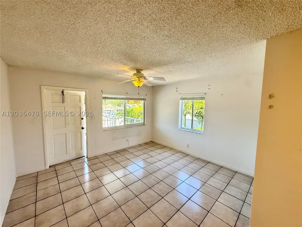 912 NE 17th Court Fort Lauderdale FL 33305