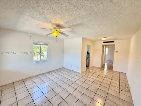 912 NE 17th Court Fort Lauderdale FL 33305