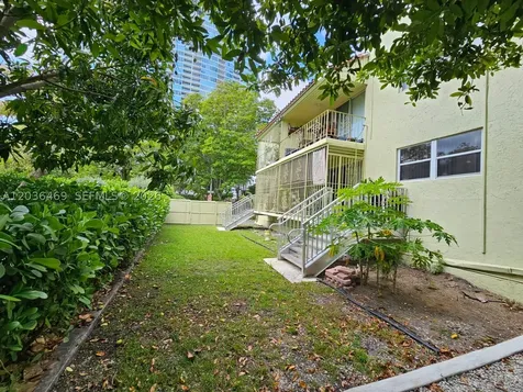 520 NE 38th Street Miami FL 33137