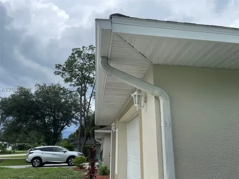 3857 Kittyhawk Drive Fort Myers FL 33905