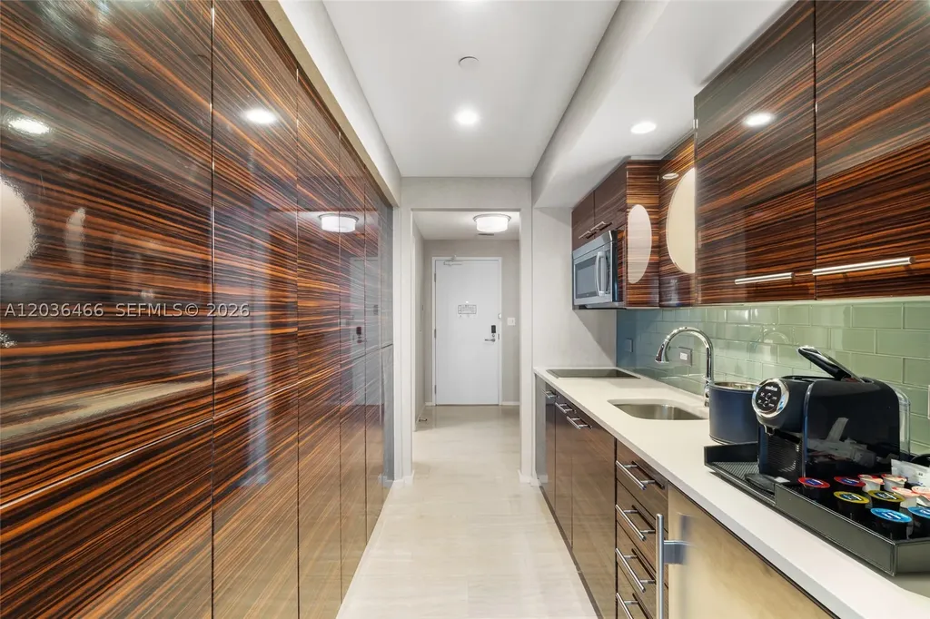 551 N Fort Lauderdale Beach Boulevard Fort Lauderdale FL 33304