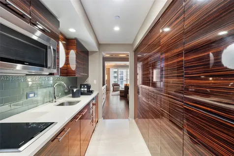 551 N Fort Lauderdale Beach Boulevard Fort Lauderdale FL 33304