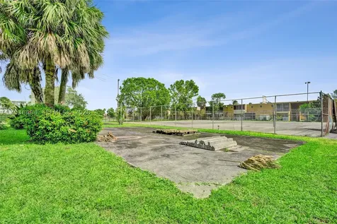 2600 NW 60th Terrace Sunrise FL 33313