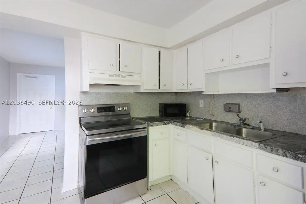 1321 N 58th Avenue Hollywood FL 33021