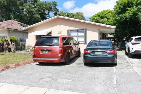 1321 N 58th Avenue Hollywood FL 33021