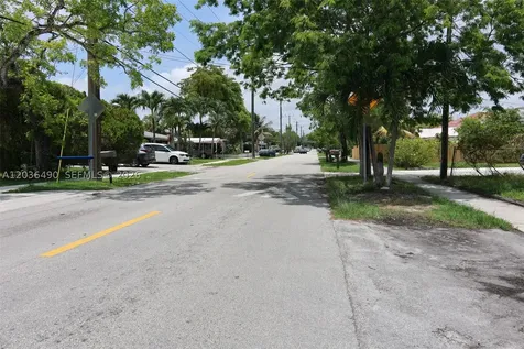 1321 N 58th Avenue Hollywood FL 33021