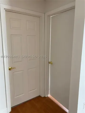 300 W Palm Circle W Pembroke Pines FL 33025
