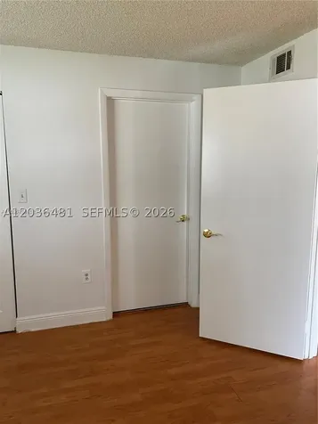 300 W Palm Circle W Pembroke Pines FL 33025