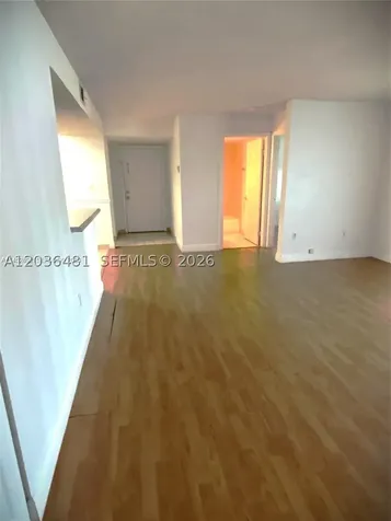300 W Palm Circle W Pembroke Pines FL 33025