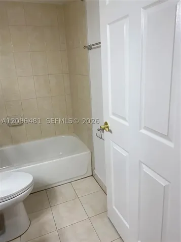 300 W Palm Circle W Pembroke Pines FL 33025