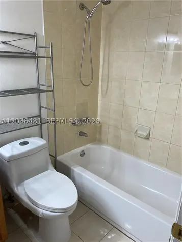 300 W Palm Circle W Pembroke Pines FL 33025
