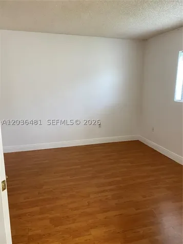 300 W Palm Circle W Pembroke Pines FL 33025