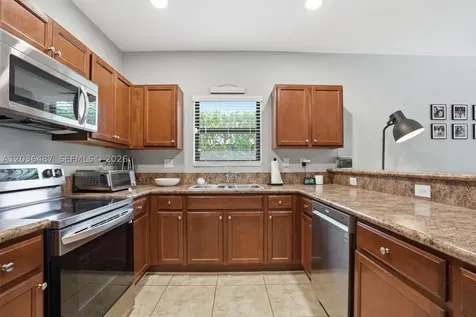 16572 SW 43rd Lane Kendall FL 33185