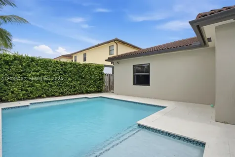 16572 SW 43rd Lane Kendall FL 33185