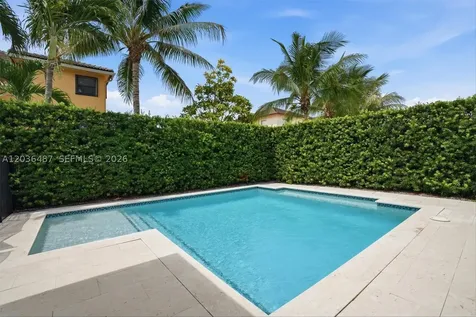 16572 SW 43rd Lane Kendall FL 33185