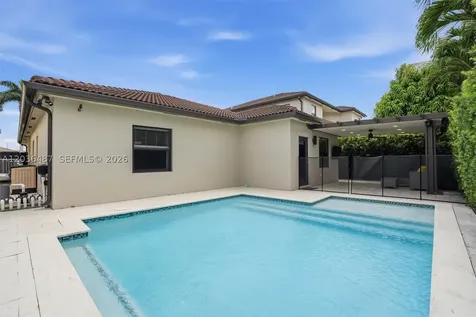 16572 SW 43rd Lane Kendall FL 33185