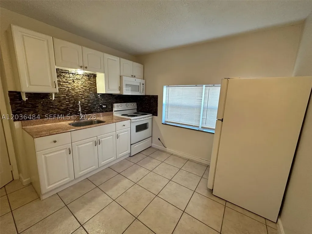 1245 NE 15th Avenue Fort Lauderdale FL 33304