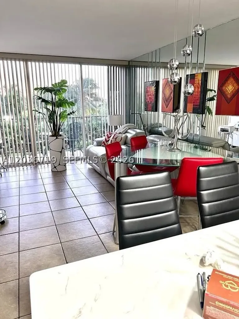 820 NW 87th Avenue Miami FL 33172
