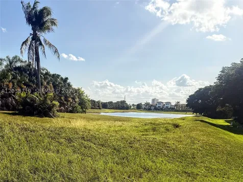820 NW 87th Avenue Miami FL 33172